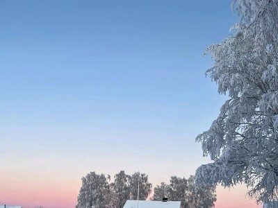 我喜欢下雪天的原因（探寻雪天魅力，心灵的邂逅）